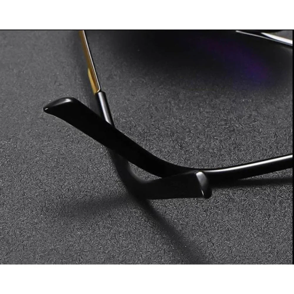 Mercedes-Benz Aviator Sunglasses, Gold Metal Frame, Polarized, 100% UV protectio - Picture 4 of 7